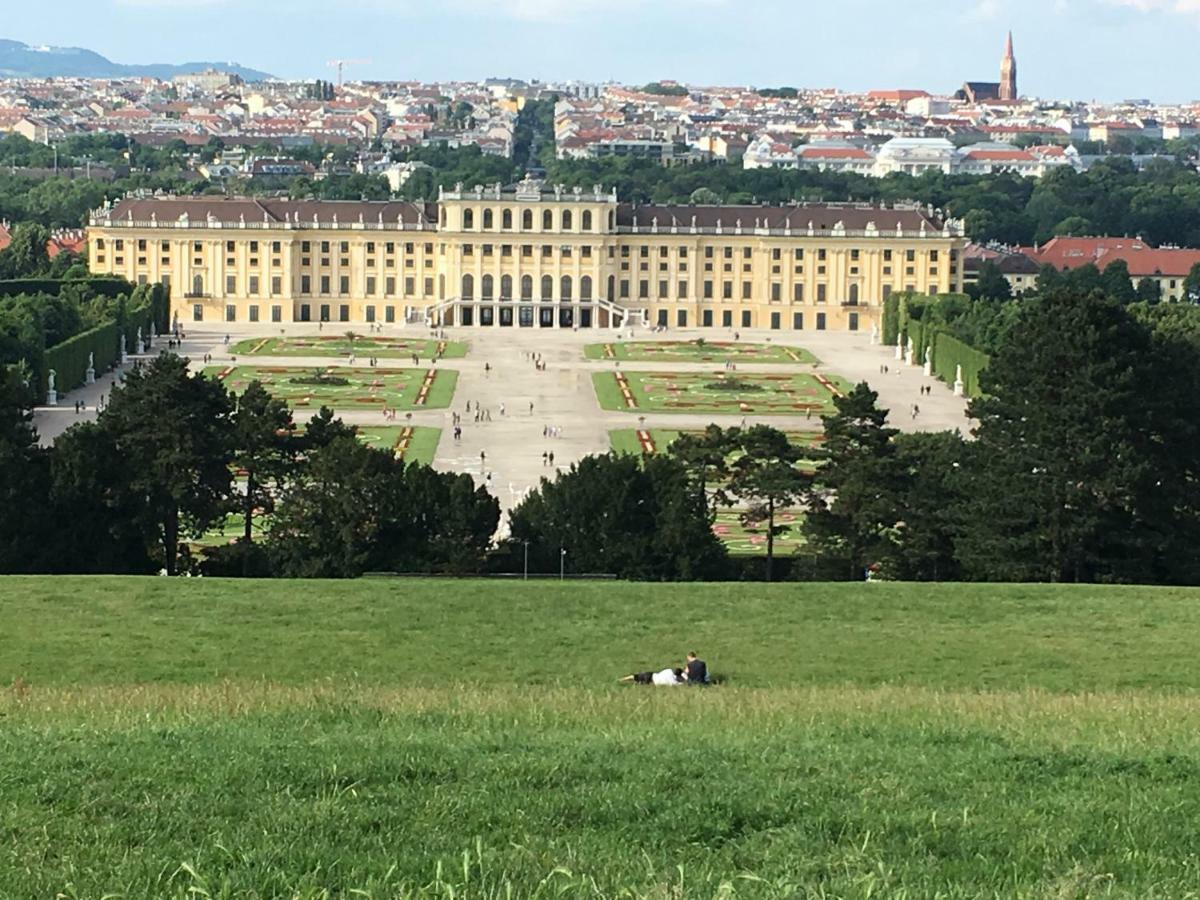 Ferienwohnung Schön wohnen nähe Schönbrunn Wien Exterior foto